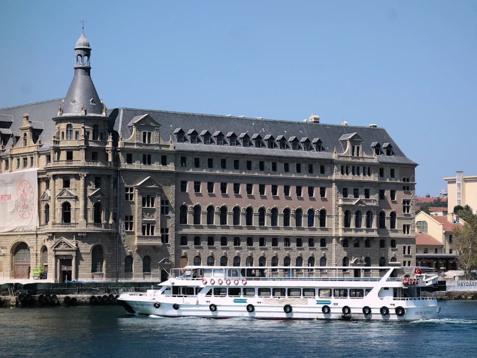 Ferry passing Haydarpaşa Station, Kadıköy